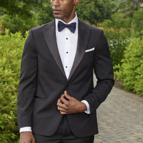 styledshoot | National Tuxedo Rentals black venice tuxedo rental