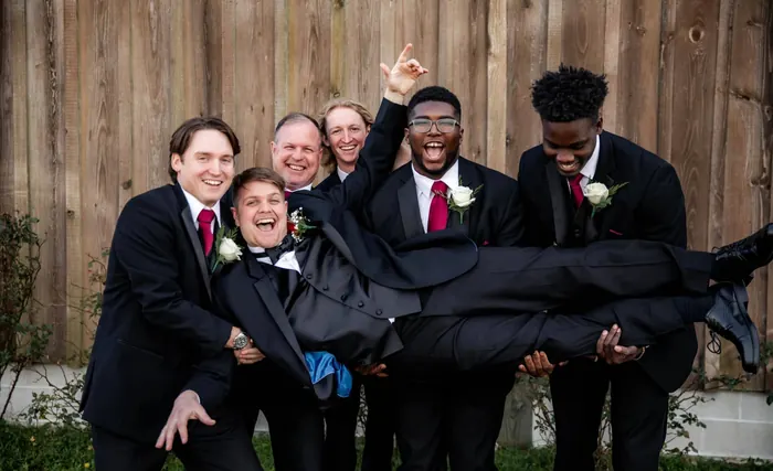A wedding party of 7 groomsmen